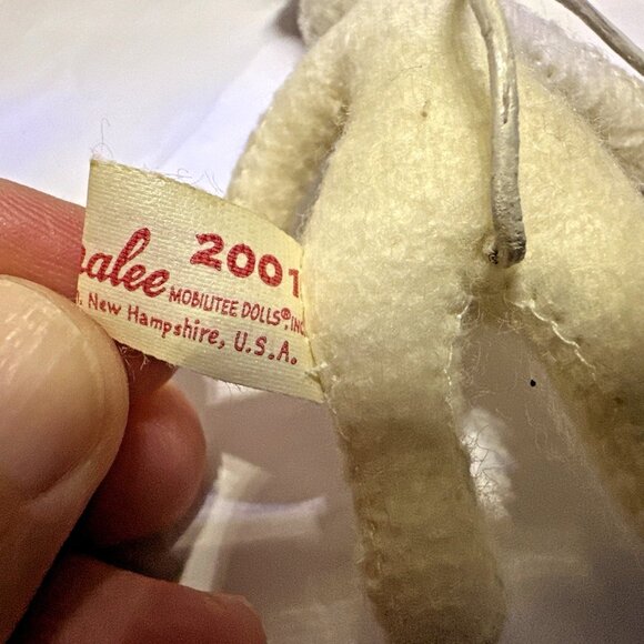 Annalee Christmas Mouse With Acorn Felt Hanging Ornament 5" Posable 2001 Vintage - Picture 7 of 7